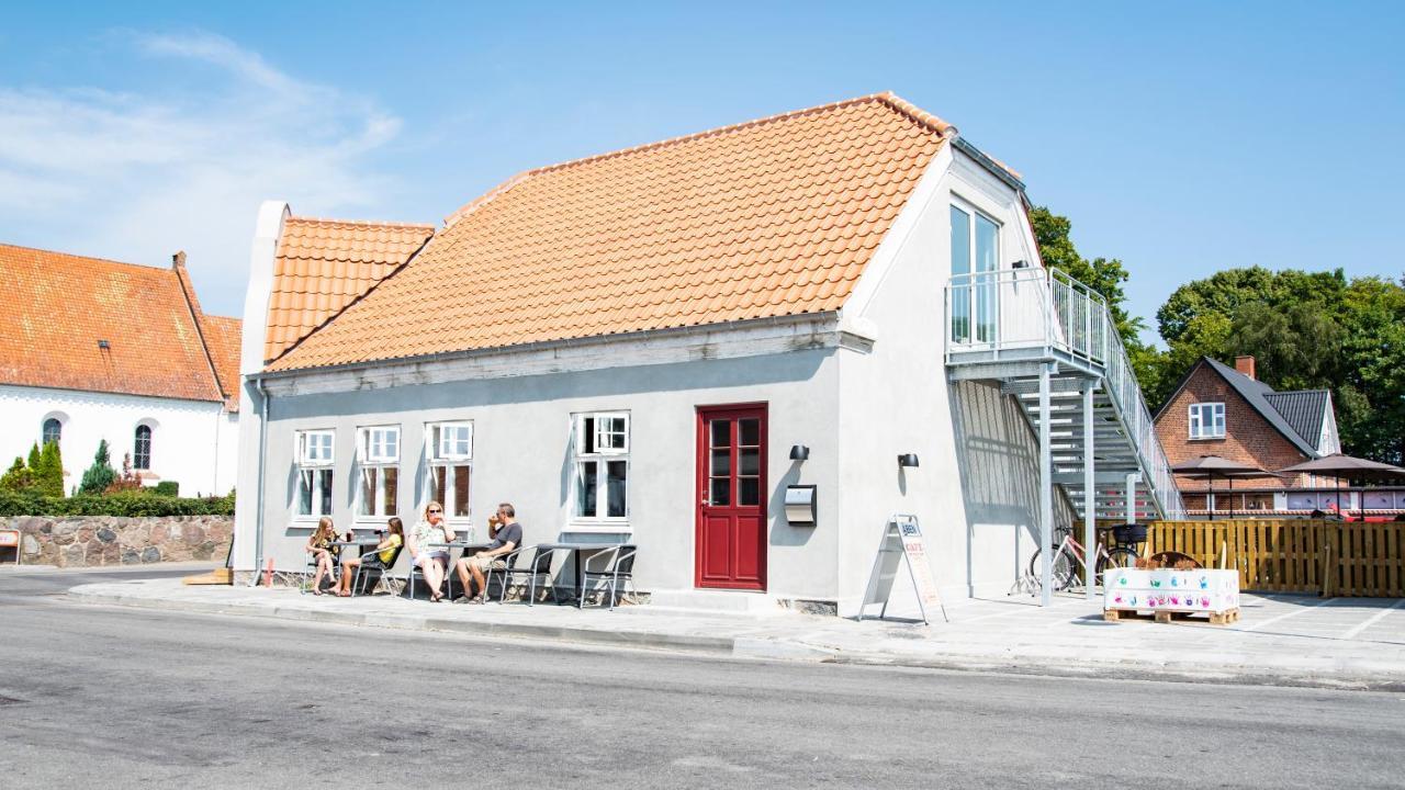 Pitstop Idestrup Hotel Exterior photo
