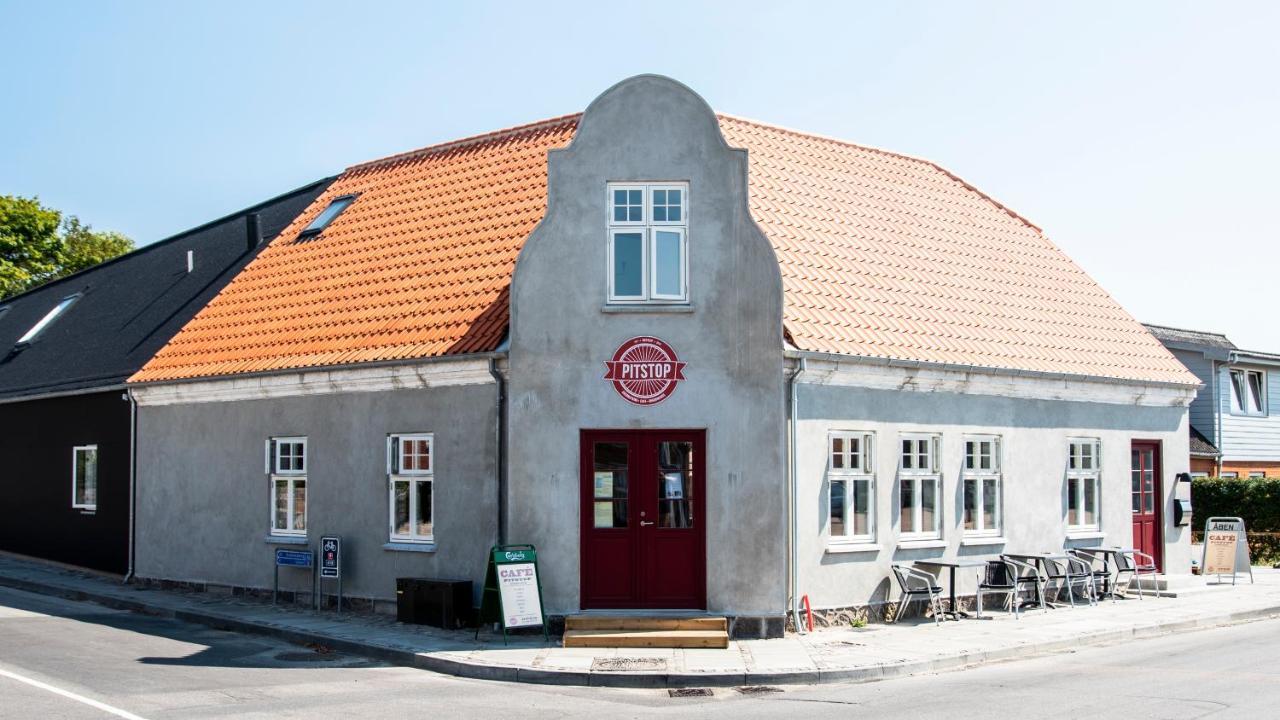 Pitstop Idestrup Hotel Exterior photo